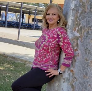 Meet your Posher, Lilly ferretti